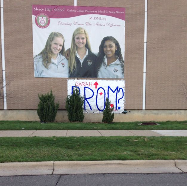 Administration Removes Prom Proposal from School Building