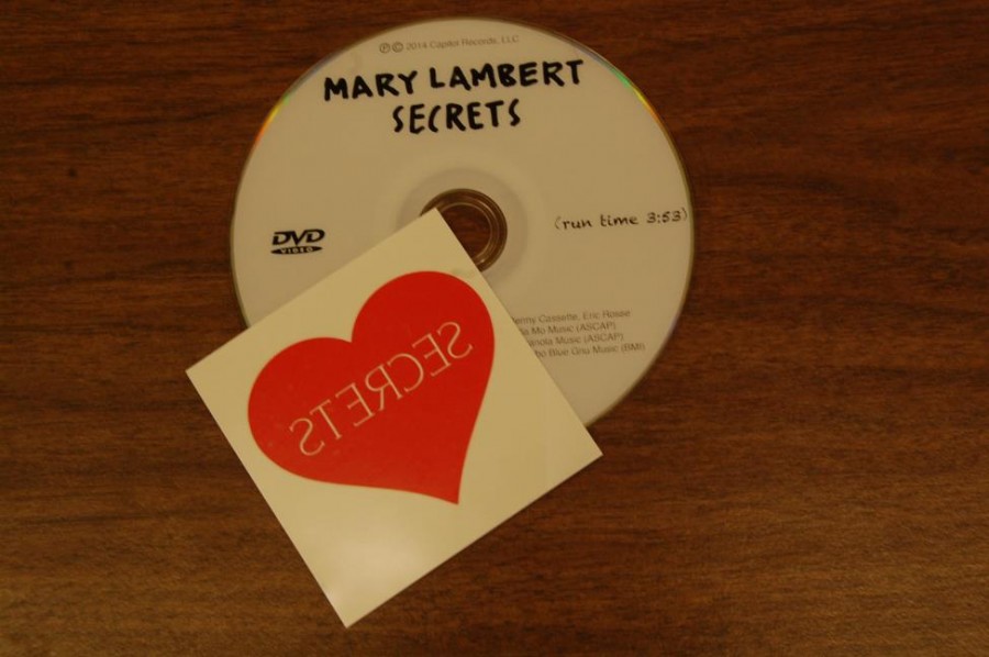 +Mary+Lamberts+new+album+Secrets+has+widened+her+fanbase%2C+and+made+her+an+up+and+comer+to+look+out+for+in+the+music+industry+%28Photo+Credit%3A+Molly+Schwalm%29.+