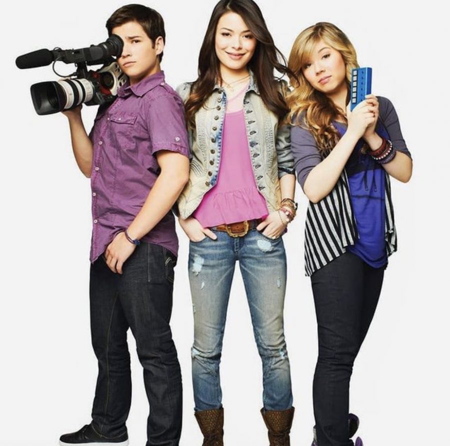 The iconic iCarly cast now appears on Netflix to give their fans a bit of nostalgic entertainment.